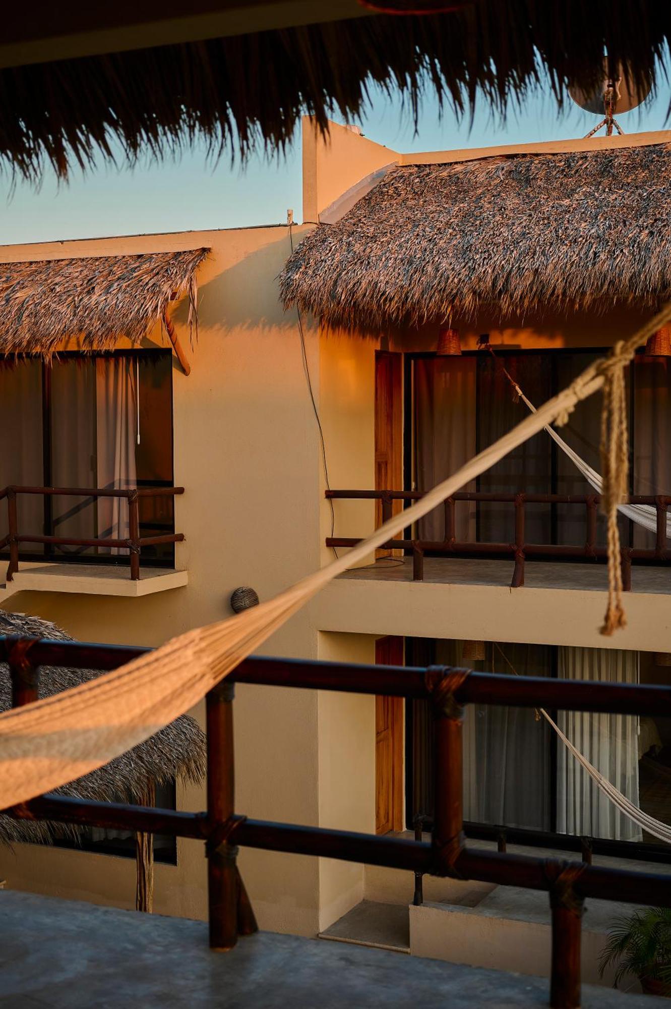 Lya Beach House Santa Maria Colotepec Exterior photo